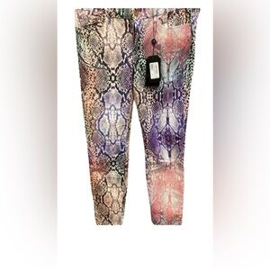 Brand new with tags Marciano snake print colorful pants size 31 skinny leg​